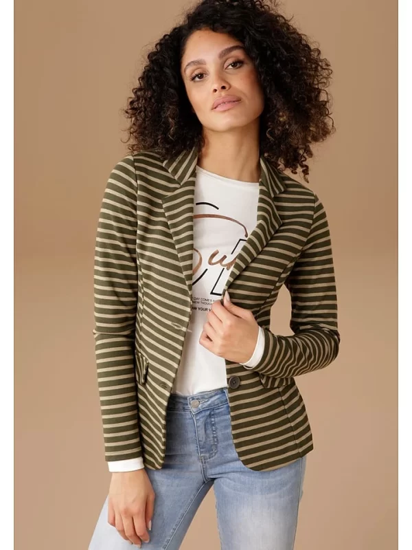 Blazer In Khaki/ Beige 3