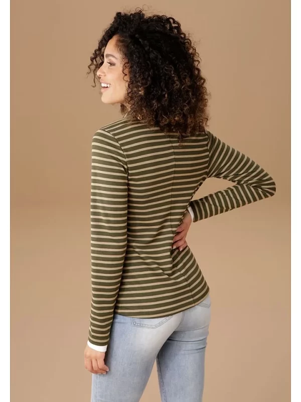 Blazer In Khaki/ Beige 4